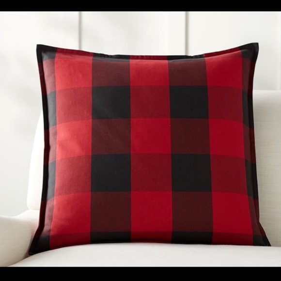 Pottery Barn Accents 2 24 Pottery Barn Buffalo Check Plaid Pillow